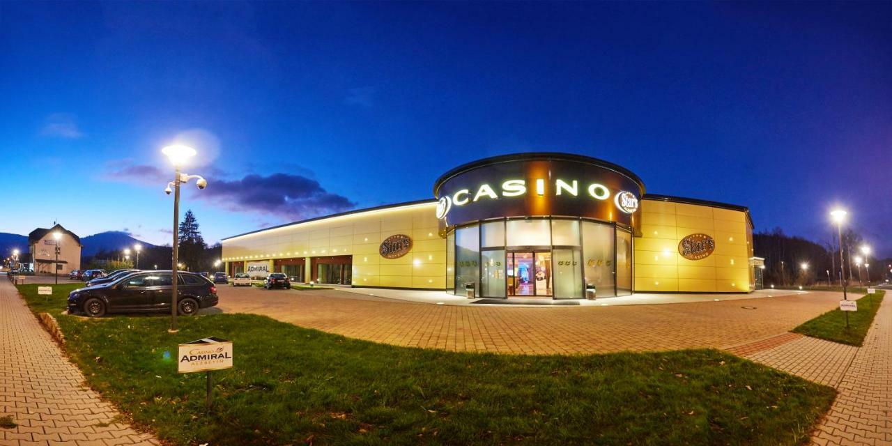Casino&Hotel Admiral Alzbetin Železná Ruda エクステリア 写真